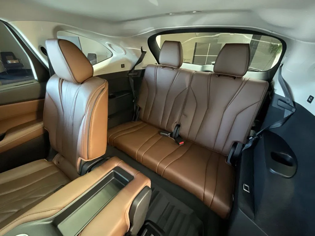 Acura MDX photo 26