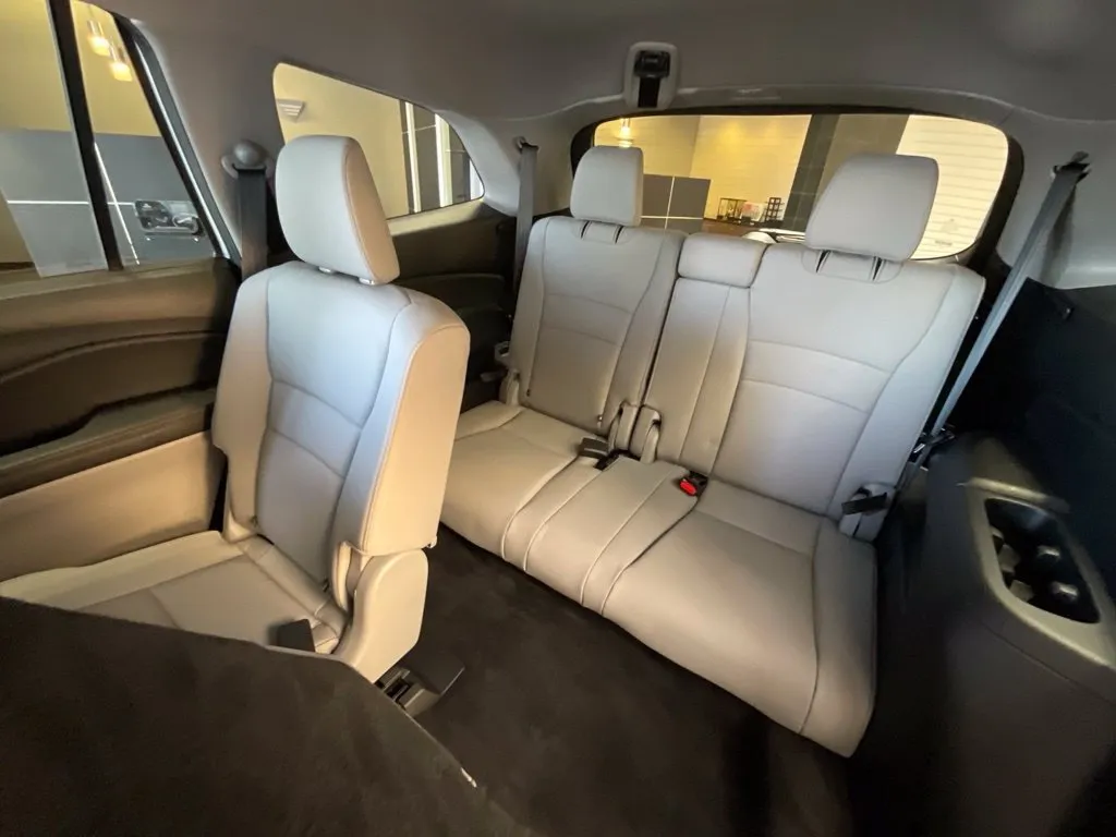 Honda Pilot photo 24