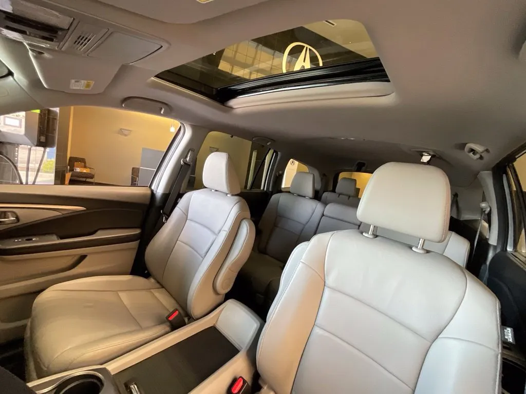 Honda Pilot photo 11