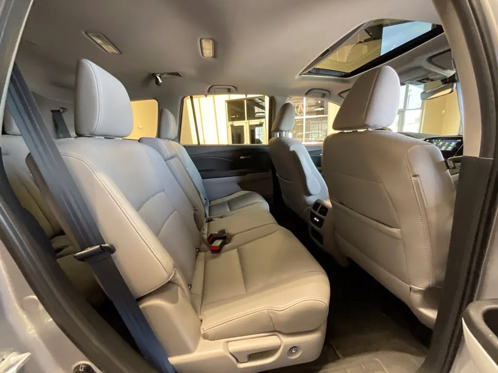 Honda Pilot photo 21