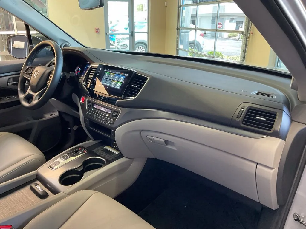 Honda Pilot photo 19