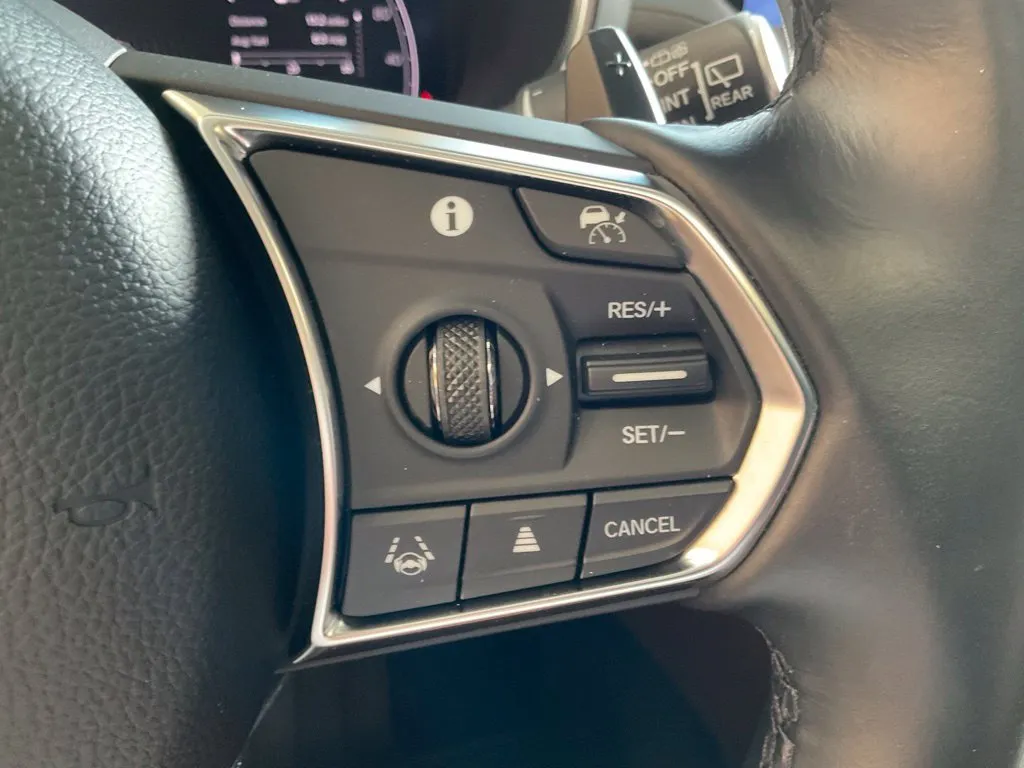 Acura MDX photo 13