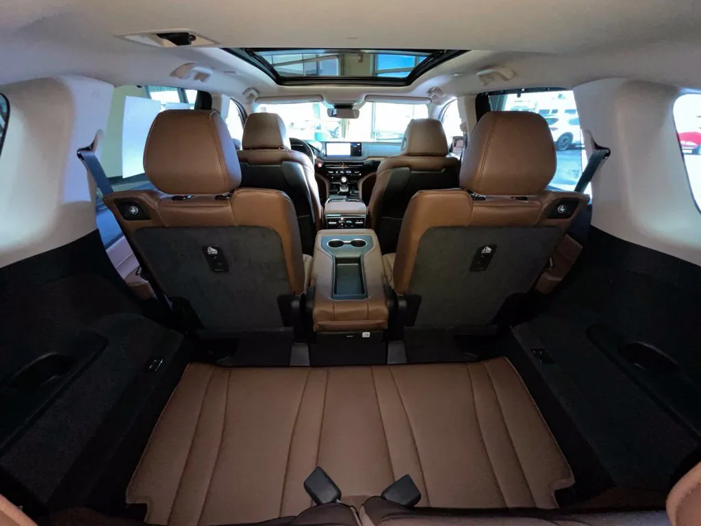 Acura MDX photo 26