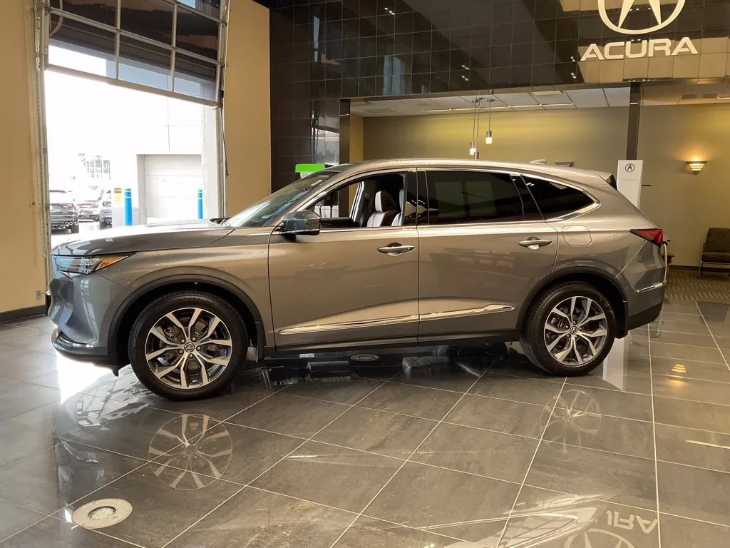Acura MDX photo 3
