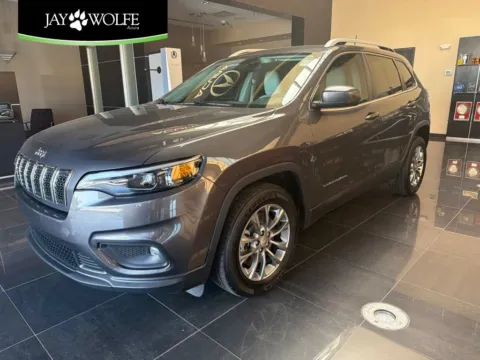 Gray 2020 Jeep Cherokee Latitude Plus for sale in Kansas City, MO