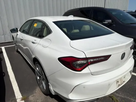 More photos of 2021 Acura TLX w/Technology Package at Jay Wolfe Acura, MO