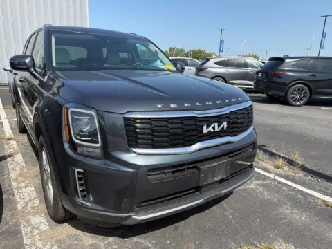 Another view of 2022 Kia Telluride S for sale in Kansas City, MO at Jay Wolfe Acura
