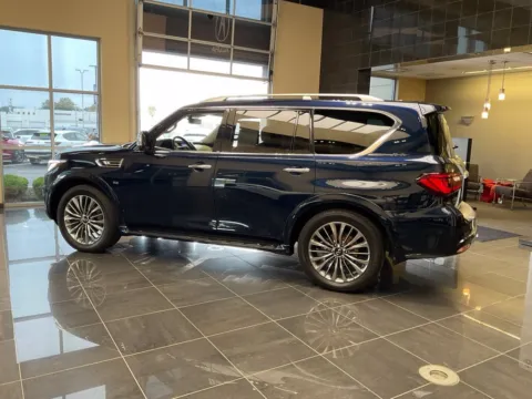 More photos of 2018 INFINITI QX80 at Jay Wolfe Acura, MO