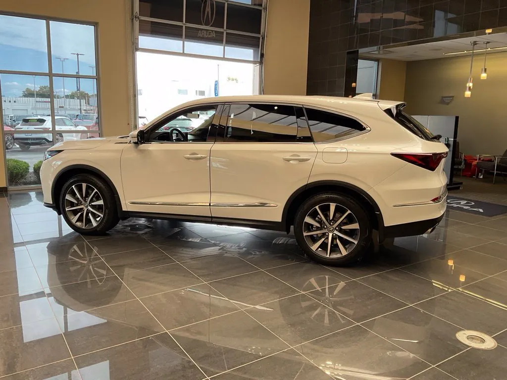 Acura MDX photo 5