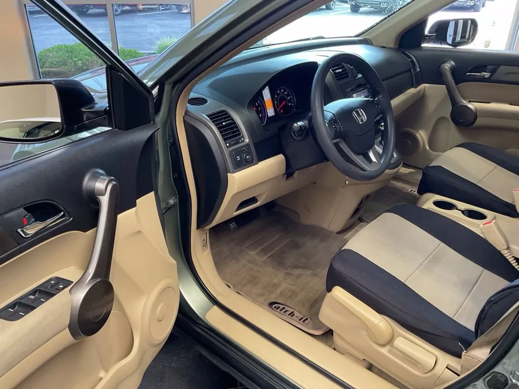 Honda CR-V photo 9