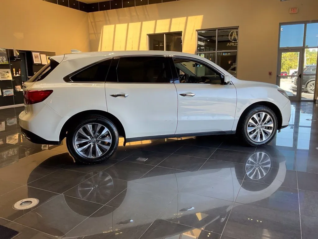 Acura MDX photo 6