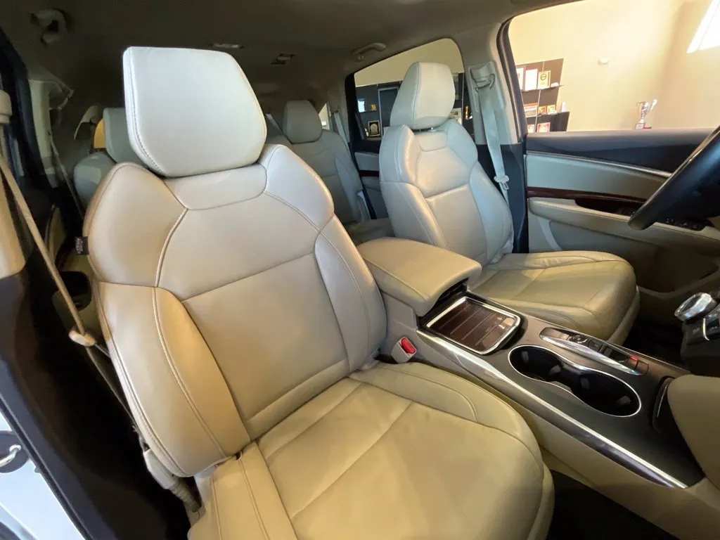 Acura MDX photo 20