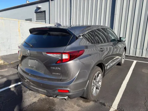 More photos of 2025 Acura RDX w/Technology Package at Jay Wolfe Acura, MO