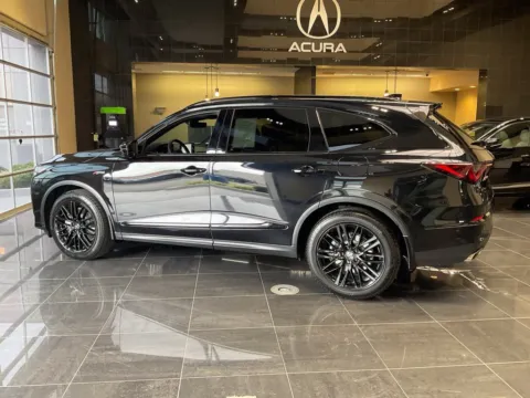 More photos of 2026 Acura MDX w/A-Spec Advance Package at Jay Wolfe Acura, MO