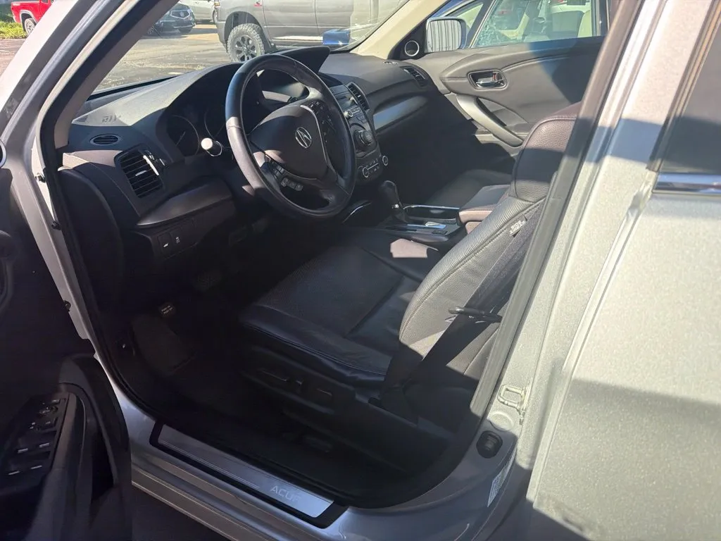 Acura RDX photo 7