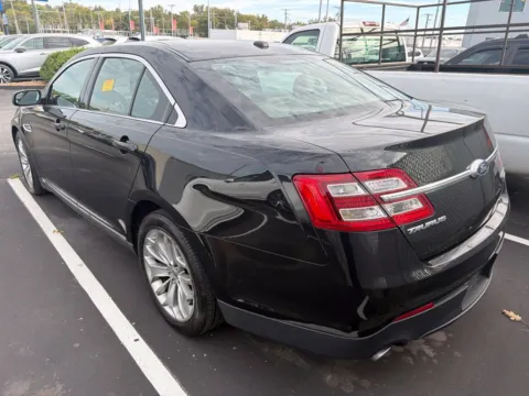More photos of 2013 Ford Taurus Limited at Jay Wolfe Acura, MO