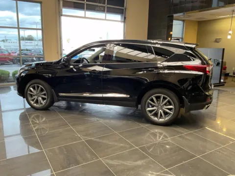 More photos of 2024 Acura RDX w/Technology Package at Jay Wolfe Acura, MO