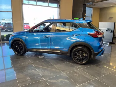 More photos of 2024 Nissan Kicks SR at Jay Wolfe Acura, MO