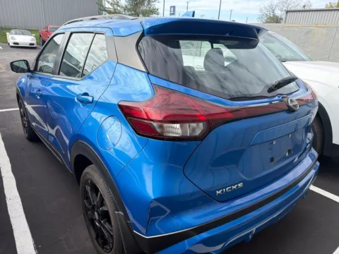 More photos of 2024 Nissan Kicks SR at Jay Wolfe Acura, MO