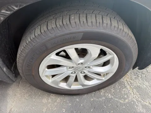 More photos of 2016 Acura RDX at Jay Wolfe Acura, MO