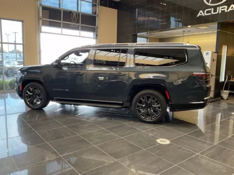 More photos of 2024 Jeep Wagoneer L at Jay Wolfe Acura, MO