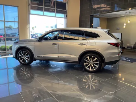More photos of 2026 Acura MDX w/Technology Package at Jay Wolfe Acura, MO