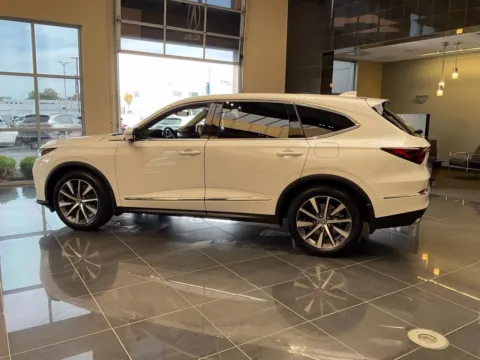More photos of 2025 Acura MDX w/Technology Package at Jay Wolfe Acura, MO