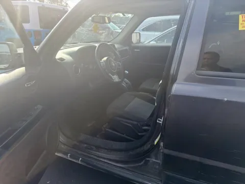 More photos of 2015 Jeep Patriot Latitude at Jay Wolfe Acura, MO
