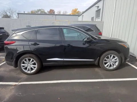 More photos of 2023 Acura RDX at Jay Wolfe Acura, MO