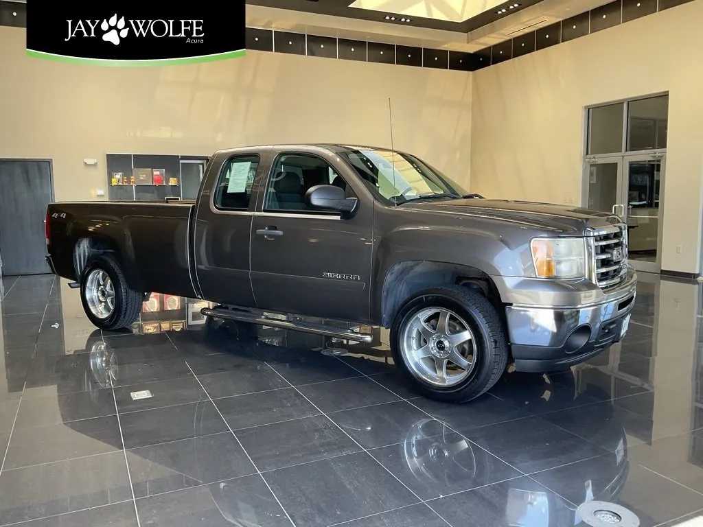 Beige 2013 GMC Sierra 1500 Work Truck for sale in Kansas City, MO