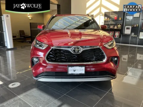Photos of 2021 Toyota Highlander Platinum for sale in Kansas City, MO at Jay Wolfe Acura