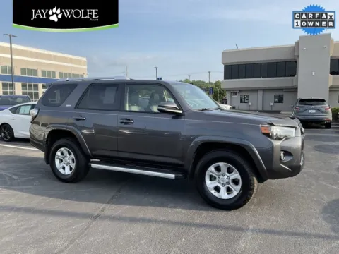 Gray 2014 Toyota 4Runner SR5 Premium for sale in Kansas City, MO