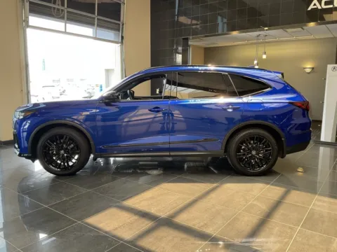 More photos of 2025 Acura MDX w/A-Spec Advance Package at Jay Wolfe Acura, MO