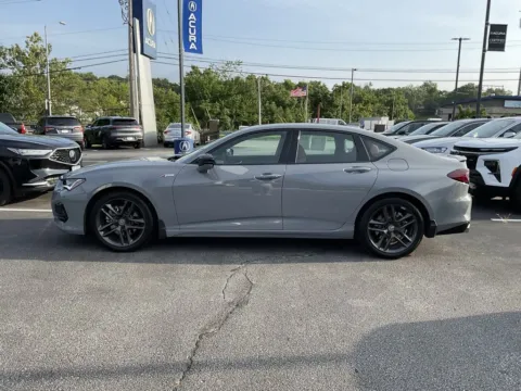 More photos of 2025 Acura TLX w/A-Spec Package at Jay Wolfe Acura, MO