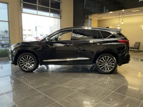 More photos of 2025 Acura RDX w/Advance Package at Jay Wolfe Acura, MO