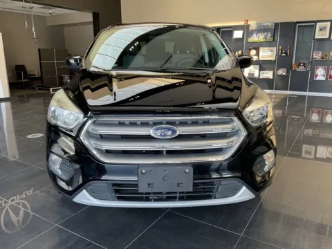 Photos of 2017 Ford Escape SE for sale in Kansas City, MO at Jay Wolfe Acura