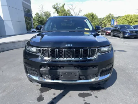 Photos of 2022 Jeep Grand Cherokee L Limited for sale in Kansas City, MO at Jay Wolfe Acura