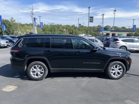 More photos of 2022 Jeep Grand Cherokee L Limited at Jay Wolfe Acura, MO