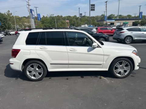 More photos of 2015 Mercedes-Benz GLK-Class GLK 350 at Jay Wolfe Acura, MO