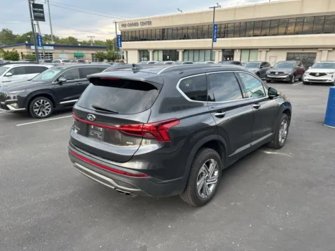 More photos of 2023 Hyundai Santa Fe SEL at Jay Wolfe Acura, MO