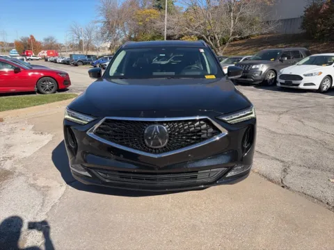 Photos of 2023 Acura MDX w/Advance Package for sale in Overland Park, KS at Acura of Overland Park