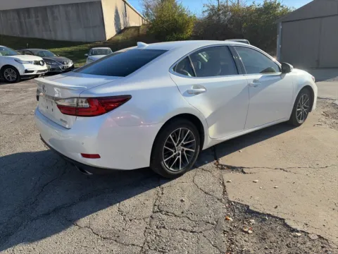 More photos of 2016 Lexus ES 350 at Acura of Overland Park, KS