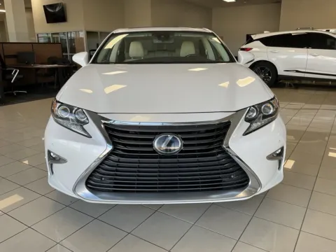 Photos of 2016 Lexus ES 350 for sale in Overland Park, KS at Acura of Overland Park