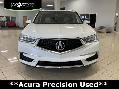 Photos of 2017 Acura MDX w/Technology Pkg for sale in Overland Park, KS at Acura of Overland Park
