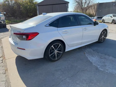 More photos of 2024 Honda Civic Sedan Touring at Acura of Overland Park, KS
