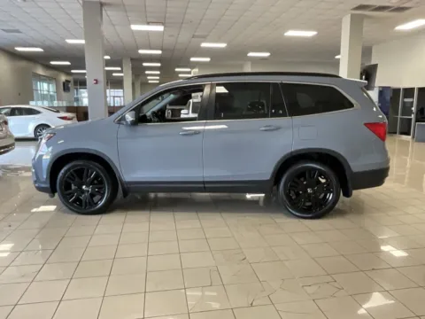 More photos of 2022 Honda Pilot Special Edition at Acura of Overland Park, KS