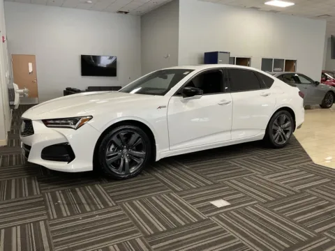 More photos of 2022 Acura TLX w/A-Spec Package at Acura of Overland Park, KS