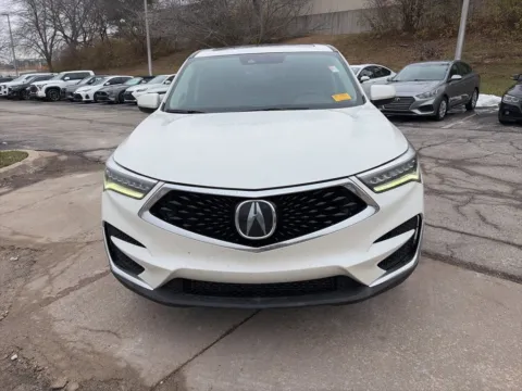 Photos of 2019 Acura RDX w/Technology Pkg for sale in Overland Park, KS at Acura of Overland Park