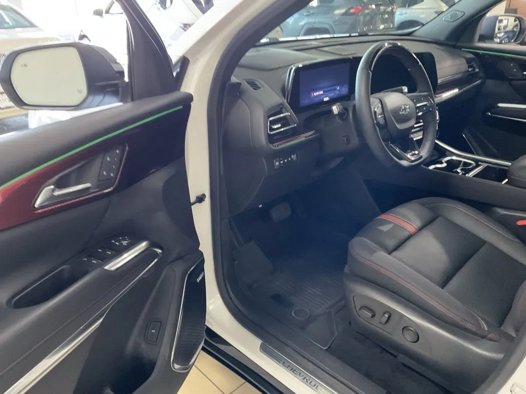 Image of 2024 Chevrolet Traverse