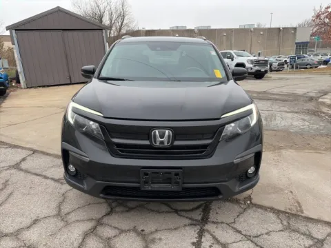 Photos of 2022 Honda Pilot Special Edition for sale in Overland Park, KS at Acura of Overland Park